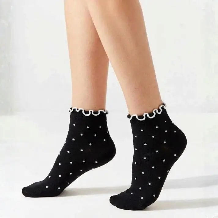 Women’s Cotton Ankle Socks with Frilled Lace Trim – 5Pairs – Chic Dotted Pattern (Black & Grey)