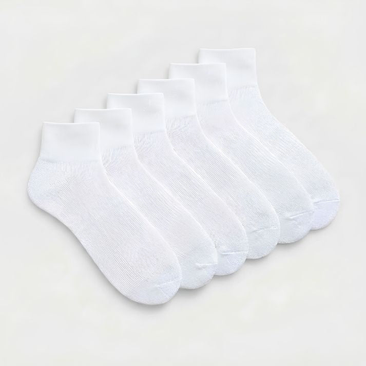 Everyday White Ankle Socks – 6 Pairs –